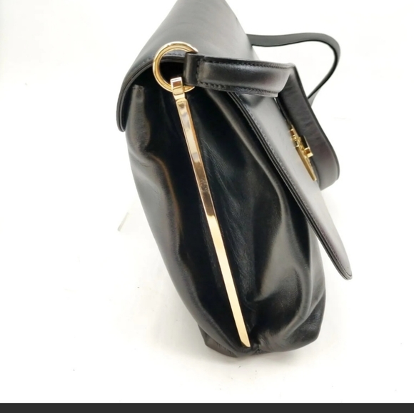 Salvatore Ferragamo purse - Picture 7 of 10